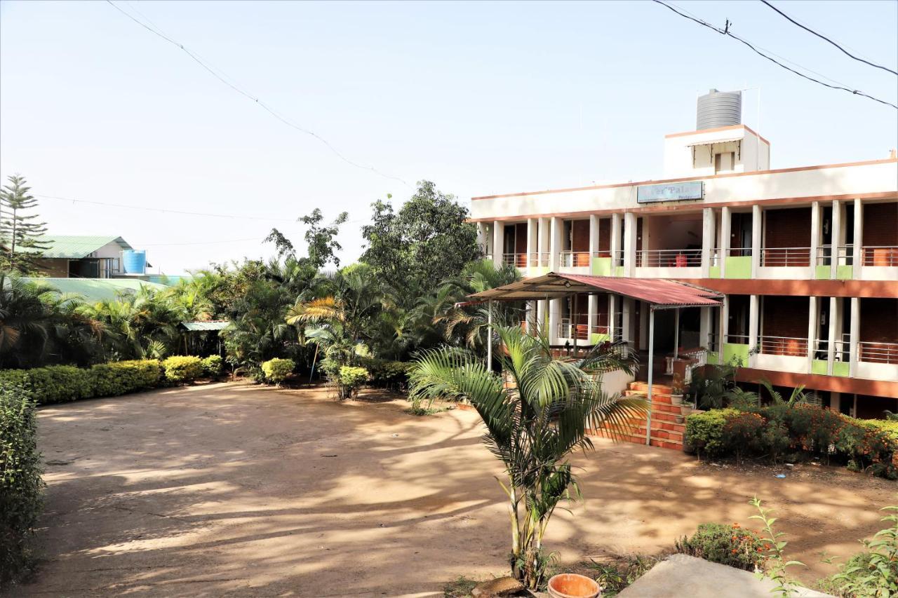 River Palace - A Valley View Hotel Panchgani Eksteriør bilde