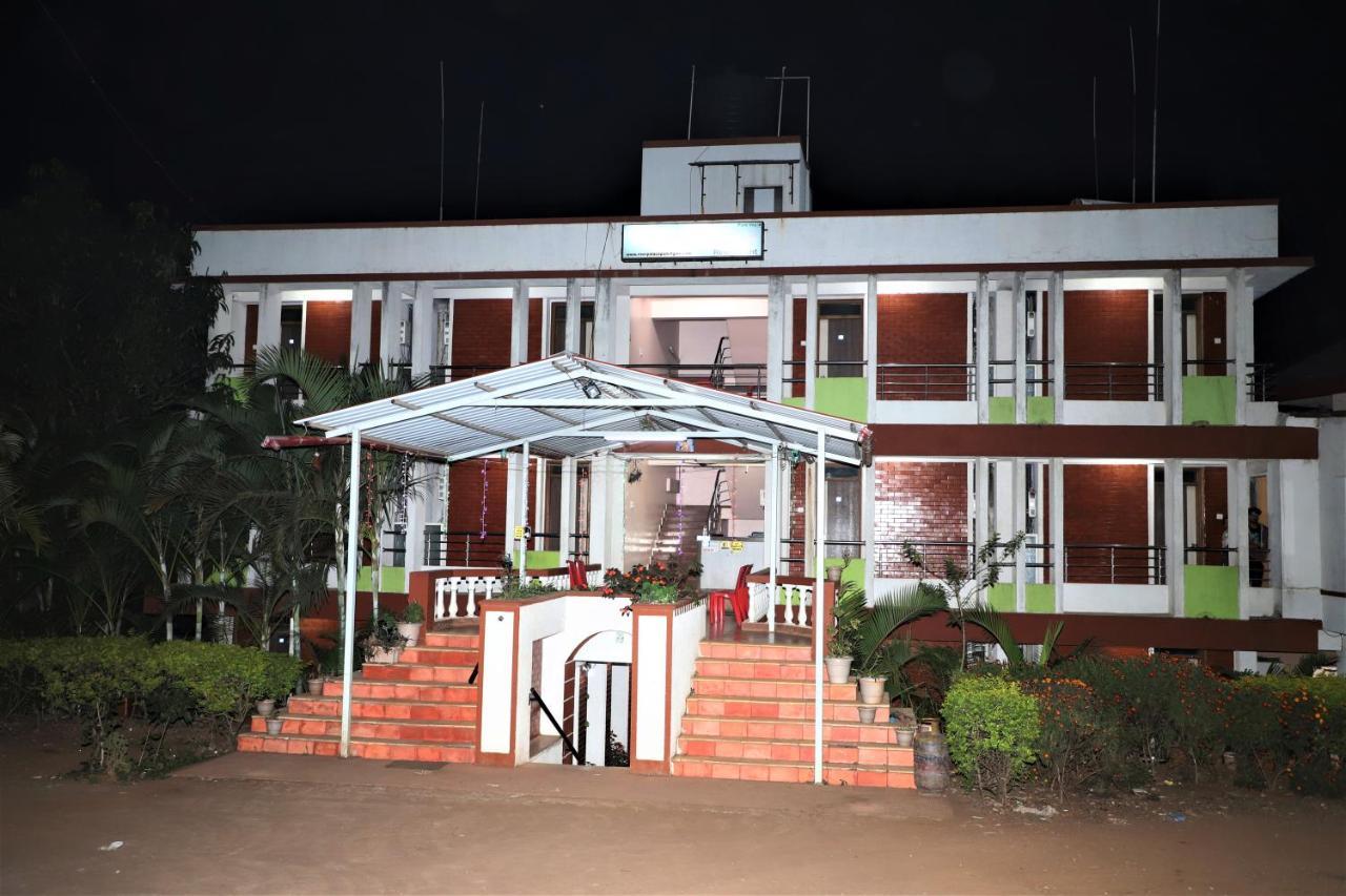 River Palace - A Valley View Hotel Panchgani Eksteriør bilde